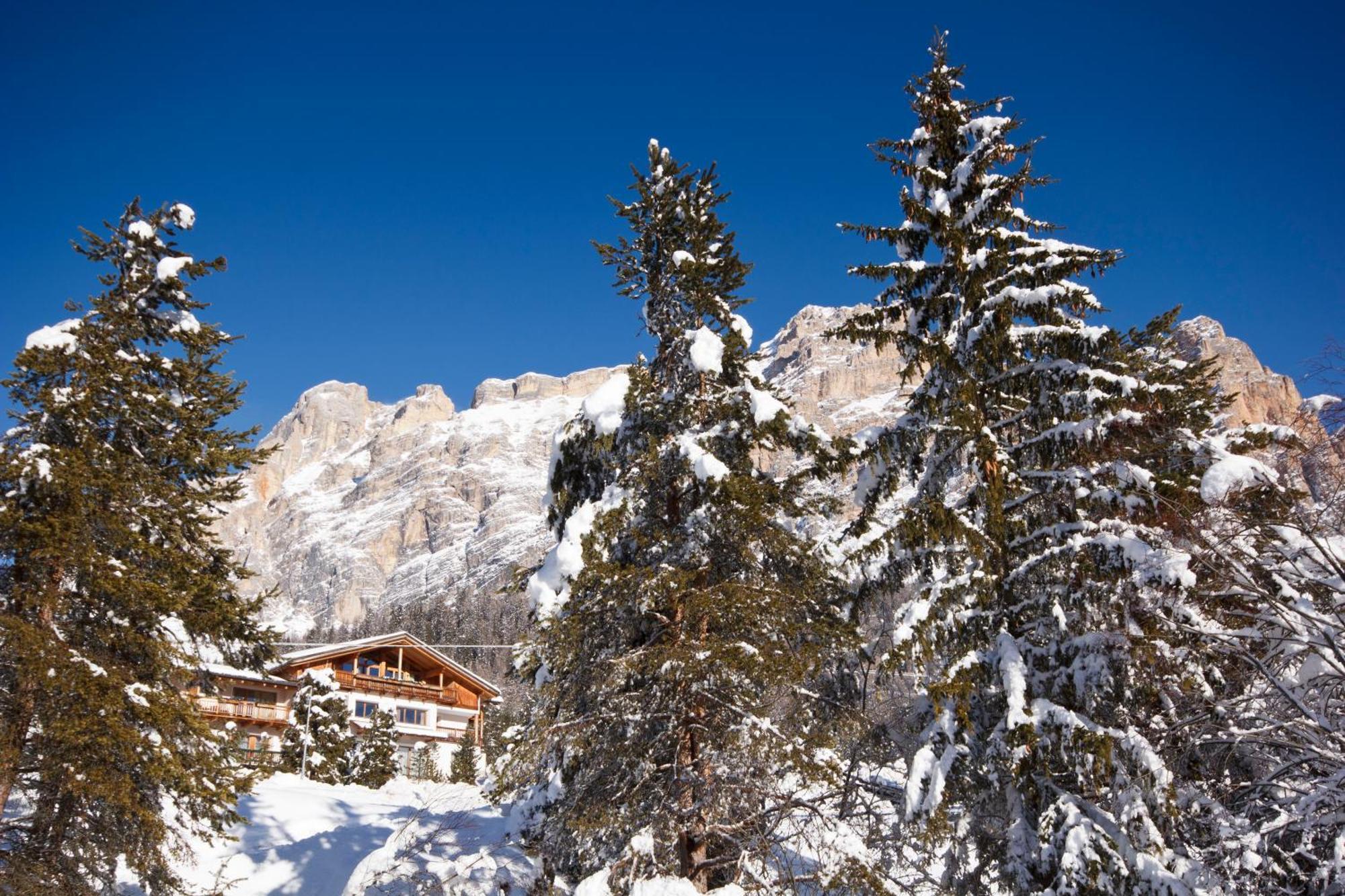 Hotel Gran Paradiso San Cassiano  Εξωτερικό φωτογραφία