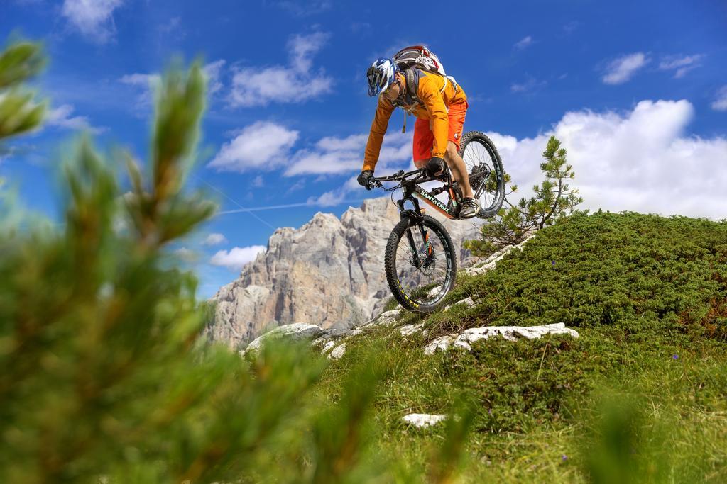 Hotel Gran Paradiso San Cassiano  Εξωτερικό φωτογραφία